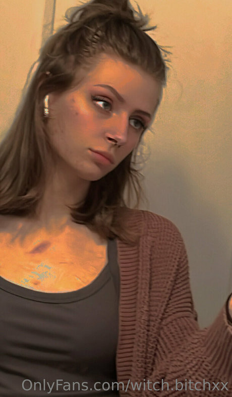 witch bitchxx modèle érotique img