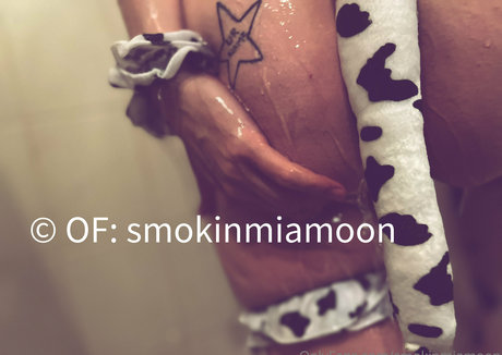 smokinmiamoon joli modèle images