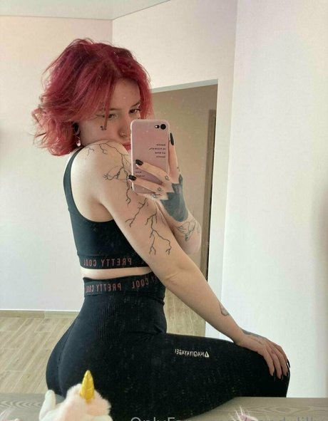 brattyauroravip étoile parfaite photos