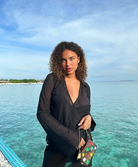 Paola Locatelli star du porno adulte image