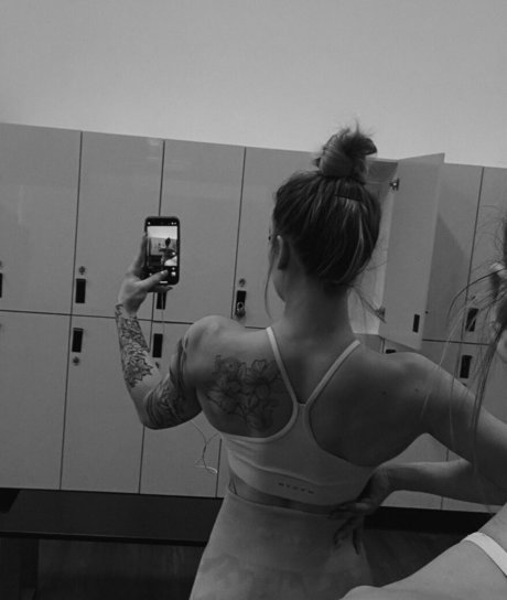 Taylor Flewin star du porno exclusive photo