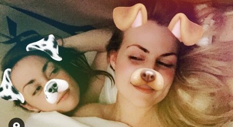 Rose And Rosie actrice sexy galeries