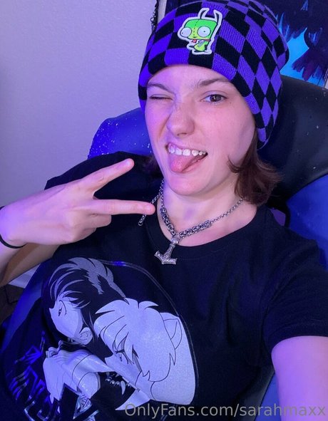 sarahmaxx star du porno érotique des photos