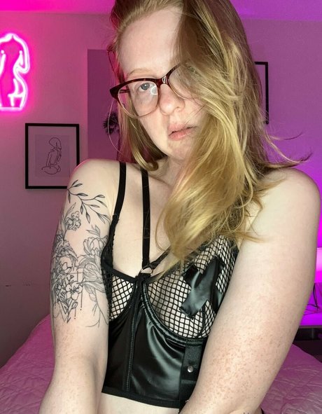 roxyredheadxoxo modèle artistique archive