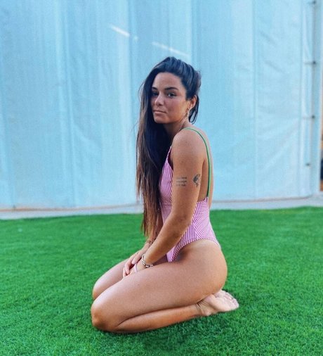 Delfi Granatto nus star du porno archive