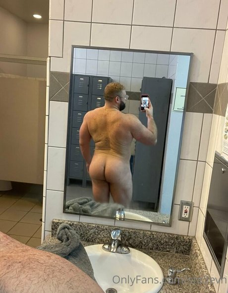 ste3evn star exclusive photo