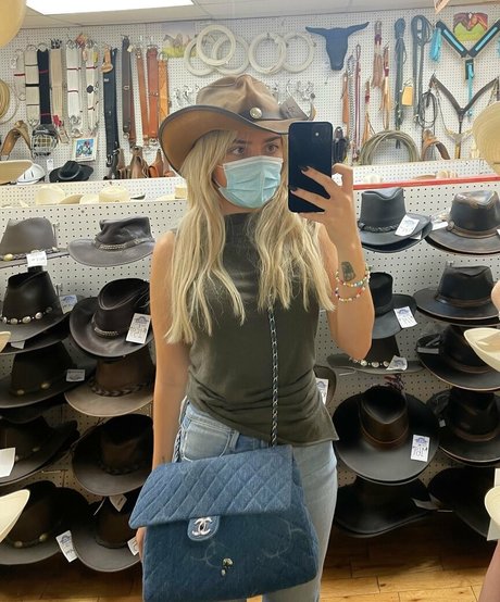 sooofina actrice sexy collection