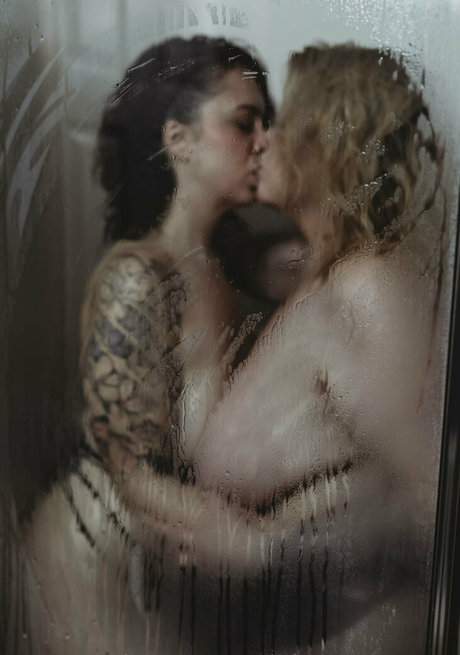 miss emm xoxo top star image