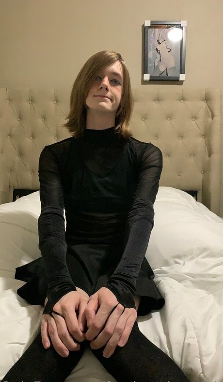 femboycherryblossom mannequin galeries