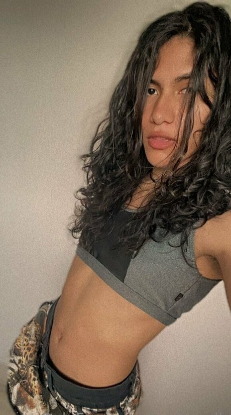 pietravdk modèle érotique image