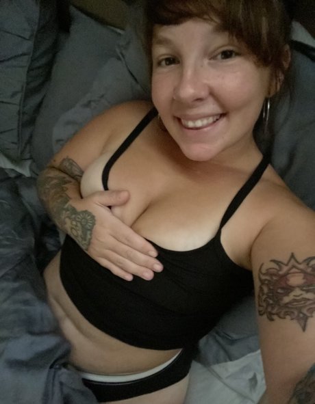 Corinasbooty modèle adulte galerie