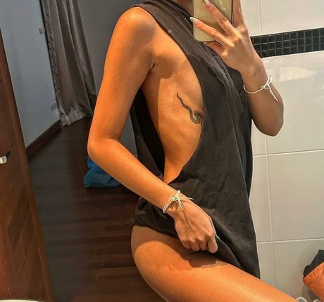 yoke onipa18 haut de star du porno galeries