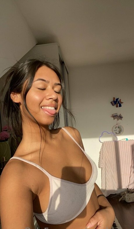 Yourkarina xxx star du porno photo