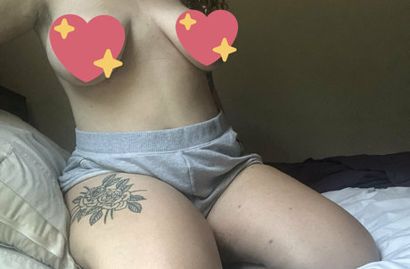 scorpiheauxx joli modèle des photos