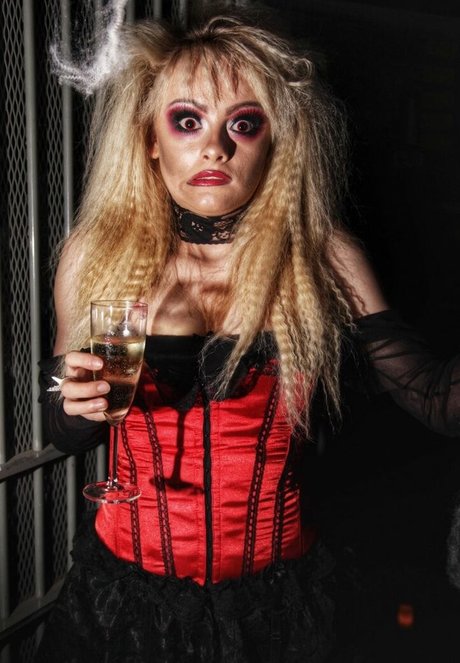 Katie McGlynn modèle de sexe galeries