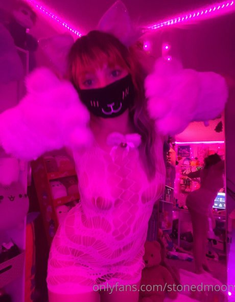 stonedmoon xxx star du porno collection