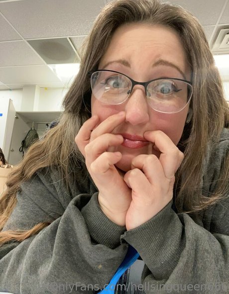 hellsingqueen666 star du porno adulte archive