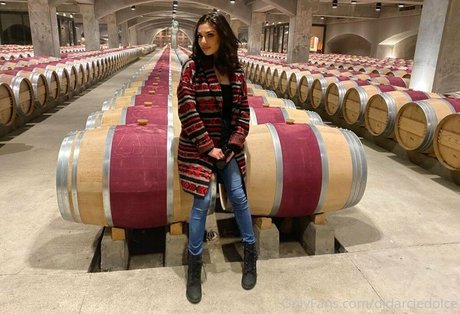 darciedolcexxx modèle nu photos