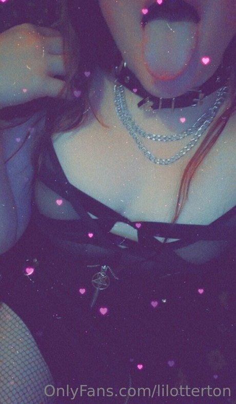 lilotterton modèle sexy image