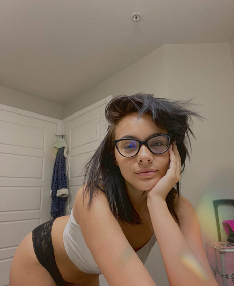 mavisjadexox star du porno sexy photos