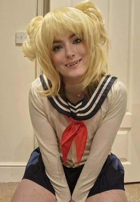 transgirlakira sexe de star du porno img