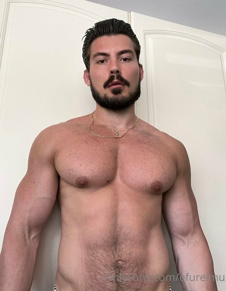 efureimu star du porno gratuit img