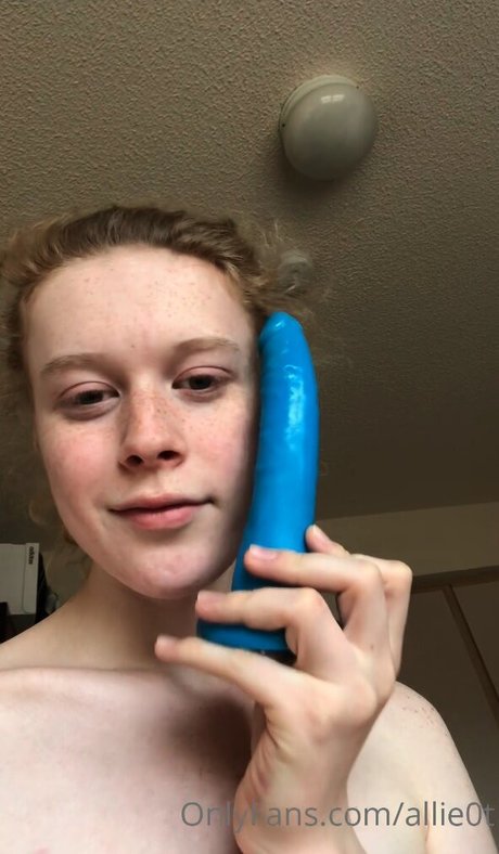 allie0t star du porno gratuite img