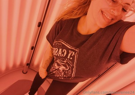 alexxrenee24 modèle artistique archive