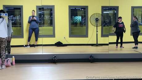 seechellethegoddess modèle érotique photo