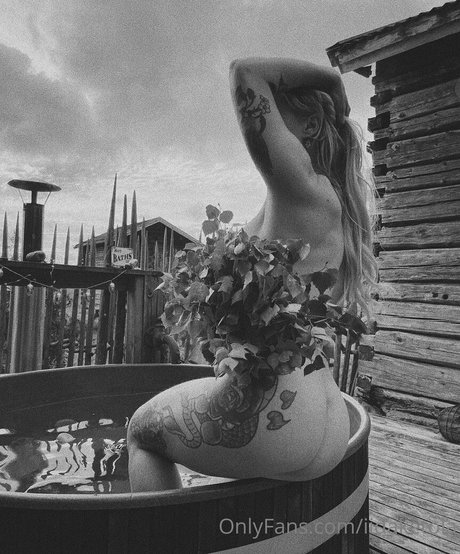 Iida Ketola actrice sexy des photos