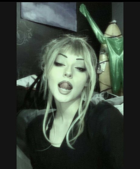 Nivvky sexe star photos