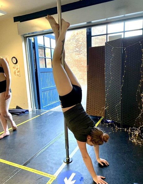 femmes musclées onlyfans nu libre image