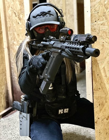 Femmefataleairsoft Fotoaufnahmen