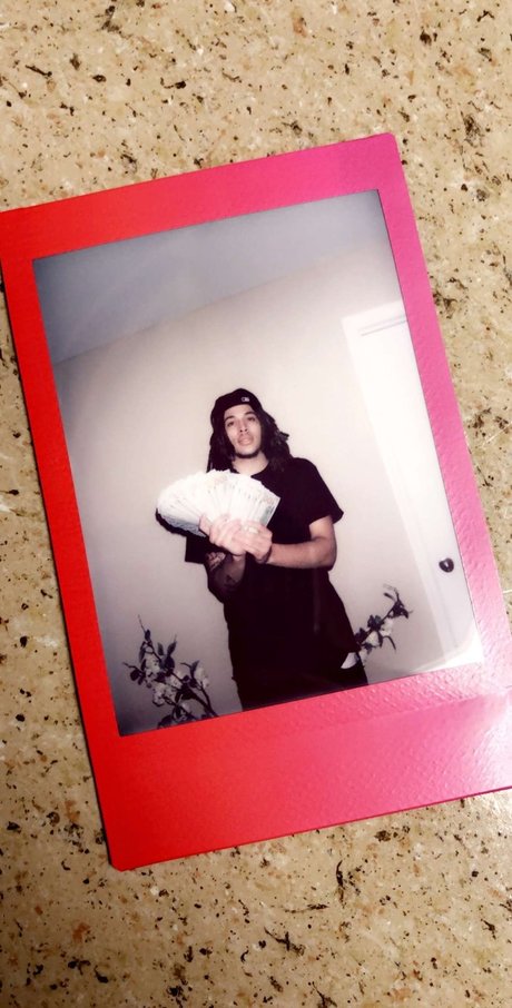 ébène courbée onlyfans plutôt sexy collection