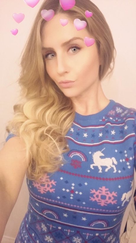 _Bella Gapes modèle magnifique galerie