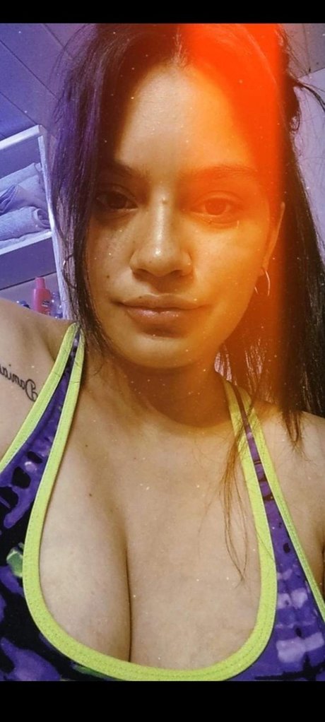 Mila69 modèle magnifique galeries