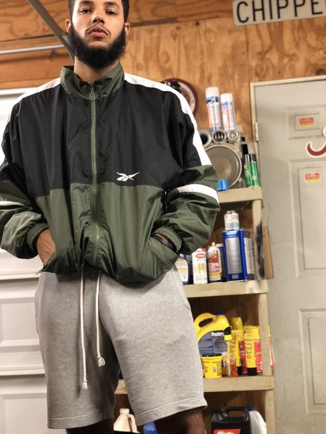 Cave Maker actrice de sexe photo