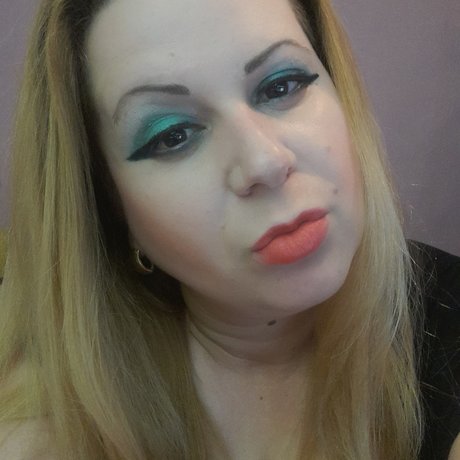 Mihaela Gabriela star du porno galerie