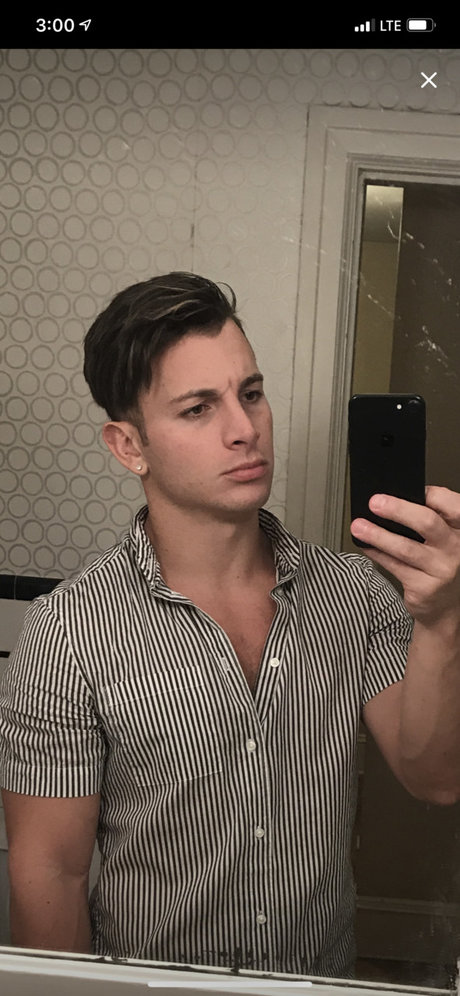 u623672 modèle exclusif des photos