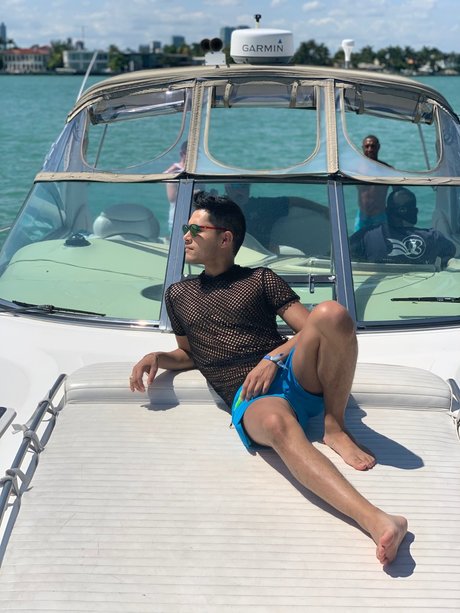 Michael Dejano star du porno chaud photos