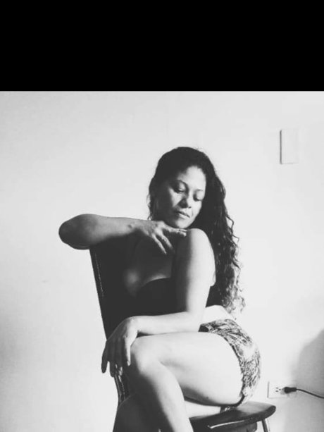 Tchimm belle actrice archive