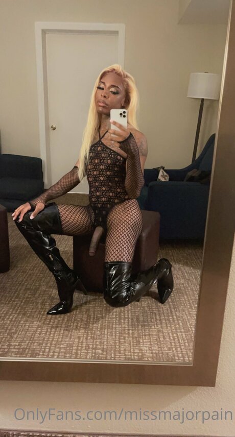 Miss MAJOR Pain haut de star du porno archive