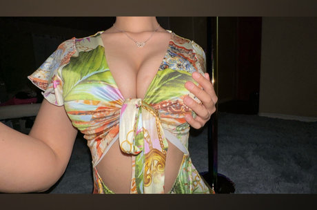 xoxobrandi_ star érotique image