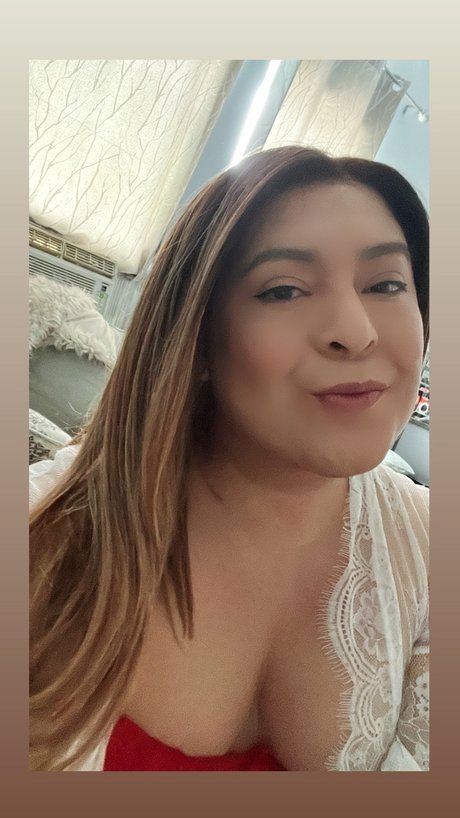 Camilatsamateur star du porno image