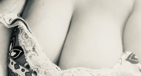 Sexy and sweet star du porno xxx photos