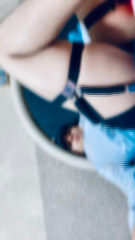 Dilan xXx modèle gratuit galeries