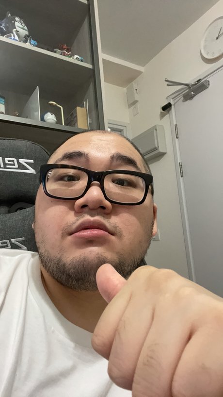 Molthy star pornographique galeries