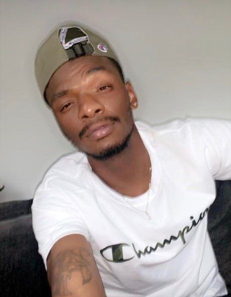 MrBonesXXX modèle érotique galerie