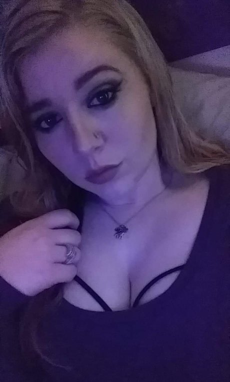 Bianca Cinnimon étoile xxx galeries