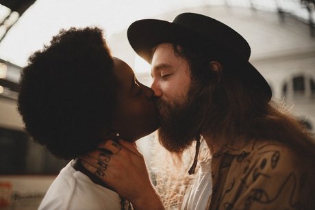 Holycouple art étoile galerie